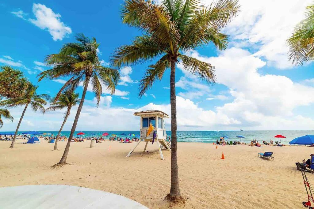 Pretty Rola 201 Luxury 1B1B W King Bed At Downtown Fort Lauderdale Esterno foto