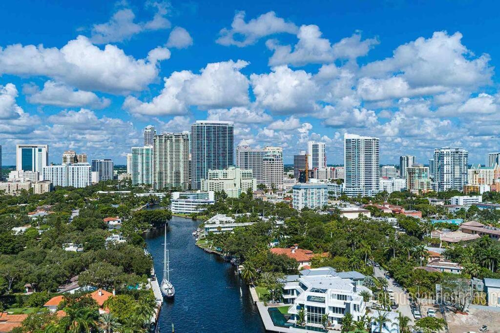 Pretty Rola 201 Luxury 1B1B W King Bed At Downtown Fort Lauderdale Esterno foto